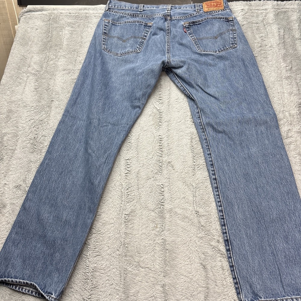 Medium-Dark‎ Wash Buttonfly Levi's 501 Jeans 38x32 - Picture 5 of 9